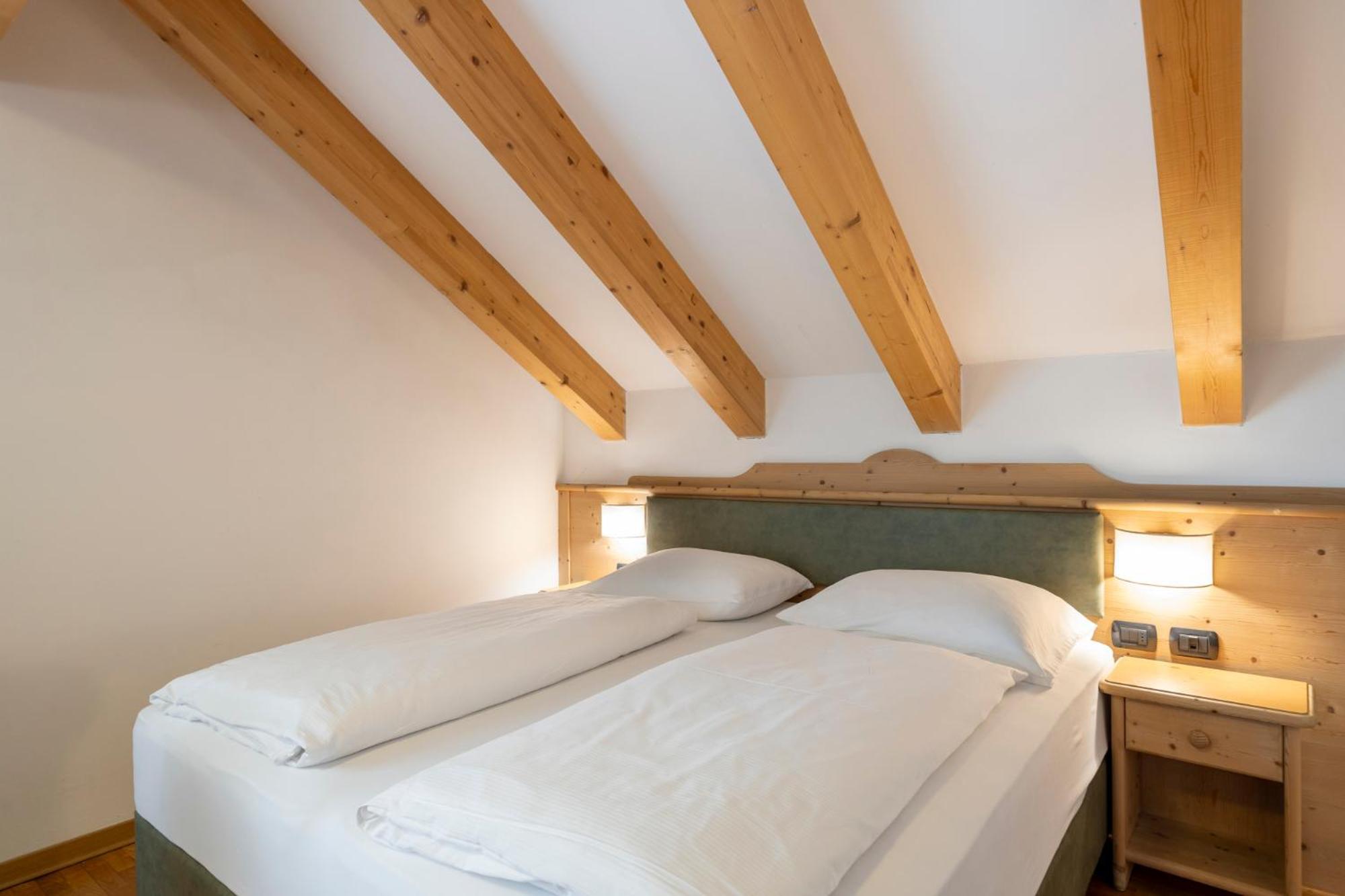 Hotel Erica Tesero Ngoại thất bức ảnh