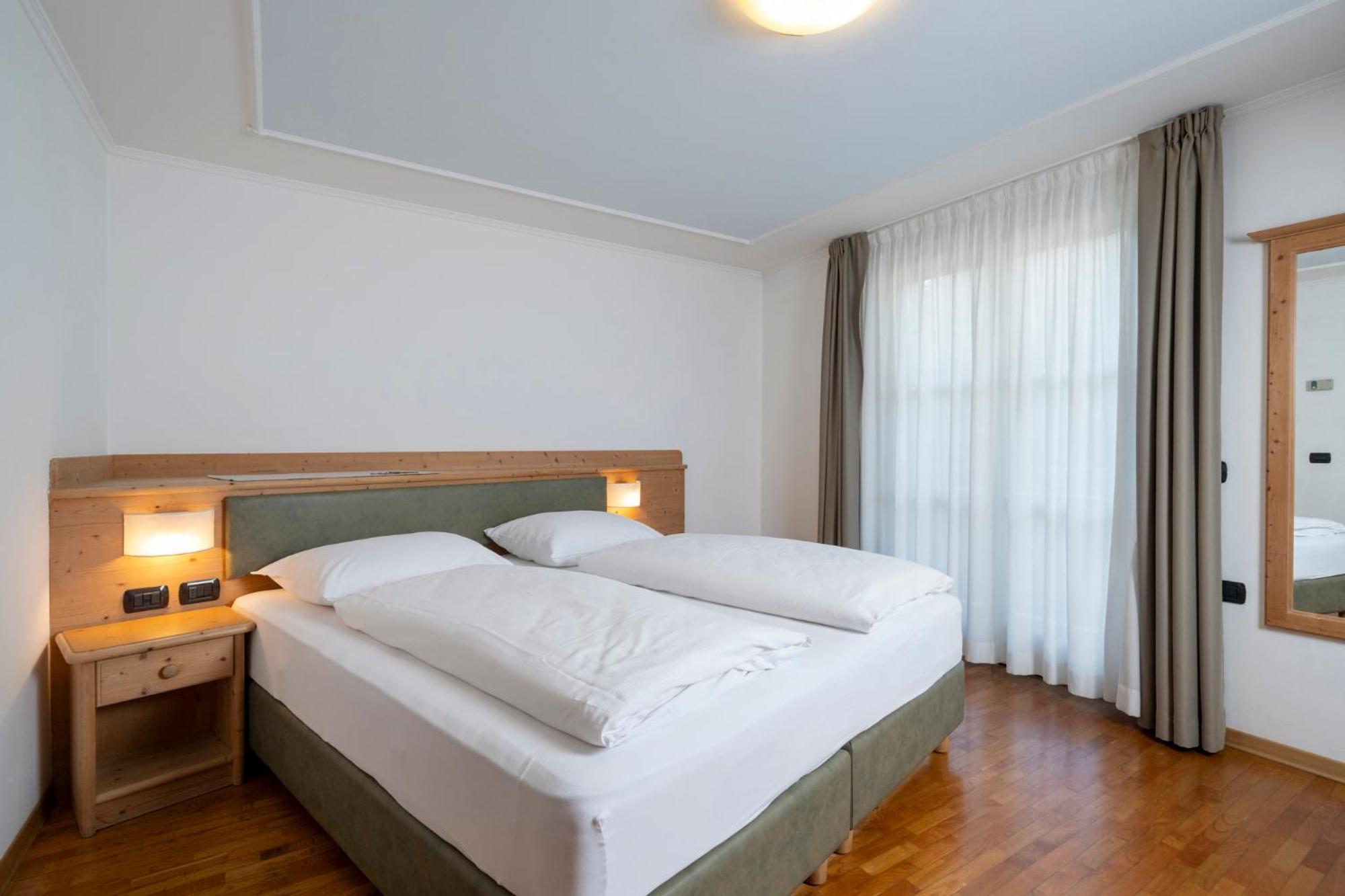 Hotel Erica Tesero Ngoại thất bức ảnh