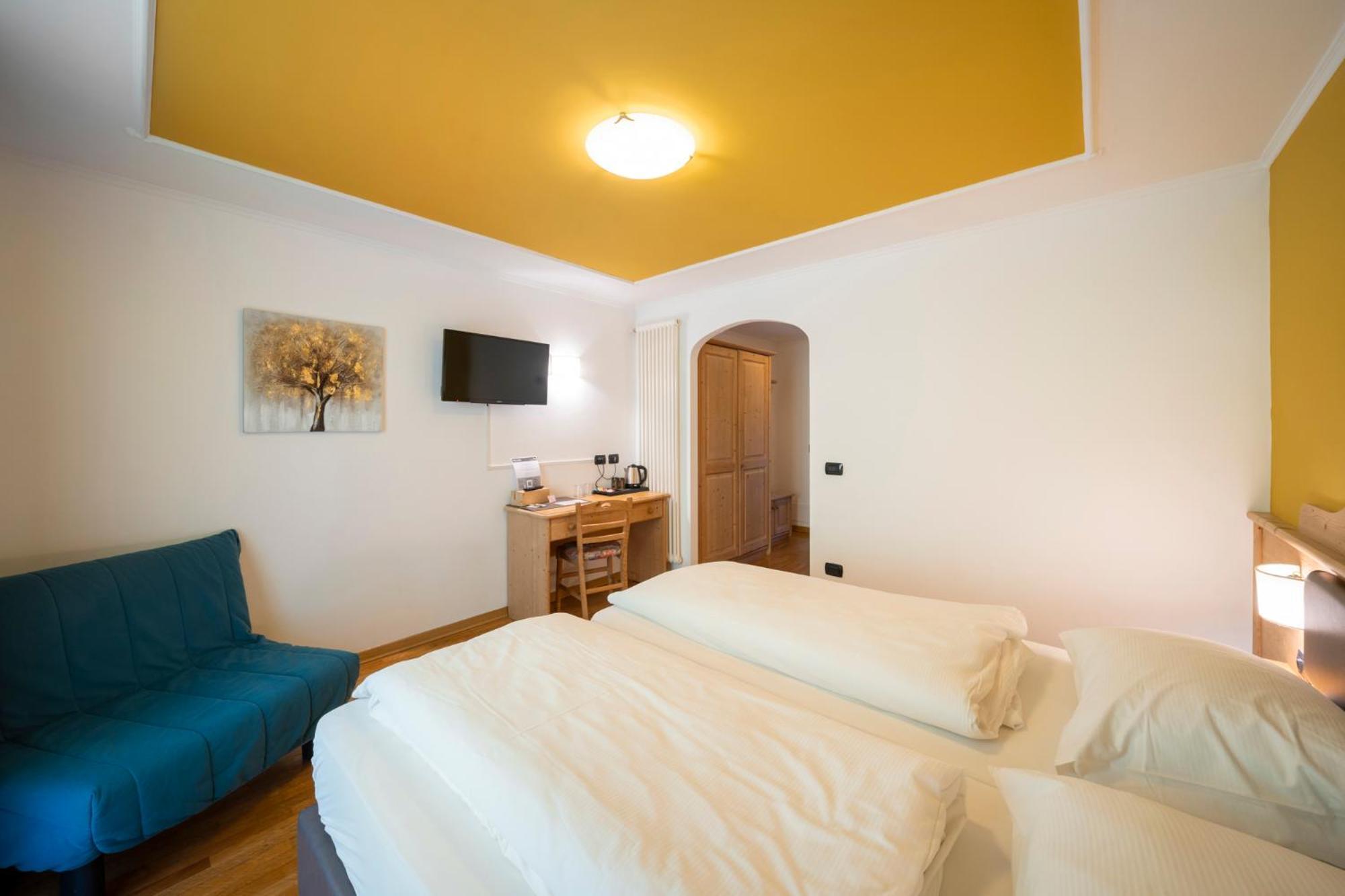 Hotel Erica Tesero Ngoại thất bức ảnh